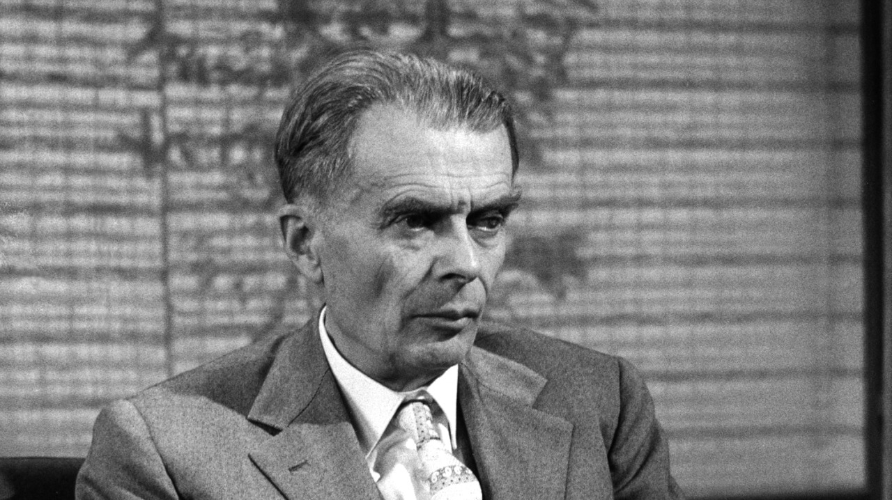 Read more about the article ALDOUS HUXLEY – TEMNOTA A SVĚTLO